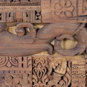 APARADOR 2 PUERTAS Y 3 CAJONES EN MADERA DE MANGO, CON LOS DETALLES DE LAS PUERTAS DE MADERA AUTENTICA RECUPERADA, EXPUESTO A VARIACIONES DE DISEÑO GINER Y COLOMER