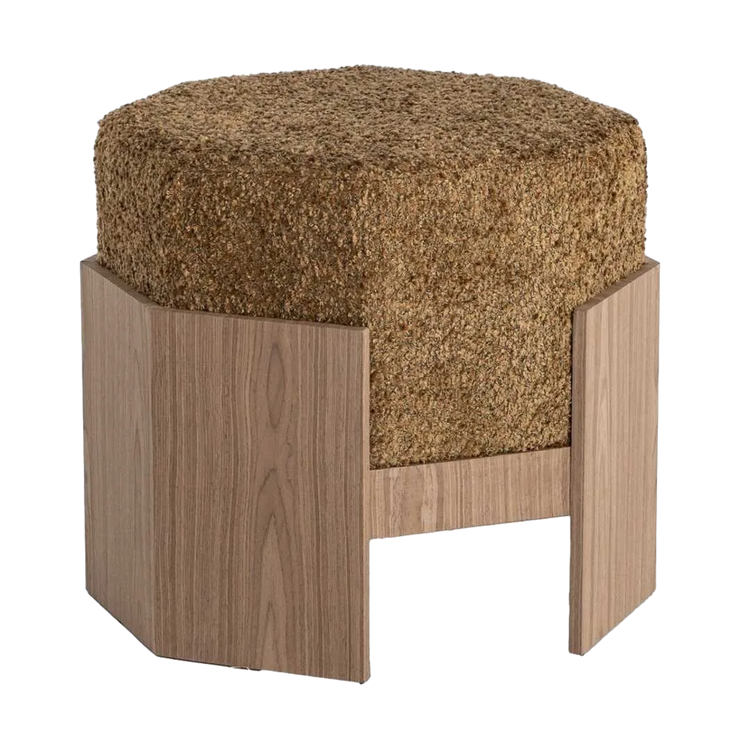 Puf ocre con estructura y patas en DM tapizado en tejido 100% poliéster con espuma 30mm 50x50x44cm - Ixia - 616517IX - foto-transparente