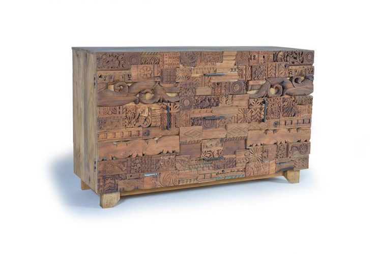 APARADOR 2 PUERTAS Y 3 CAJONES EN MADERA DE MANGO, CON LOS DETALLES DE LAS PUERTAS DE MADERA AUTENTICA RECUPERADA, EXPUESTO A VARIACIONES DE DISEÑO GINER Y COLOMER