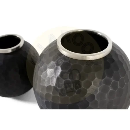 Set de 3 jarrones Calia metal gris oscuro efecto martillado diseño contemporáneo Grande 20. mediano 20. pequeño 20xGrande 15. mediano 15. pequeño 15xGrande 25. mediano 25. pequeño 25cm - Giner y Colomer - 17318GYC - foto-secundaria-1