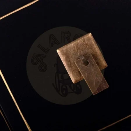 Mueble 8 cajones en madera acabado negro y oro 130x24x50.50cm - Ixia - 18387IX - foto-secundaria-1