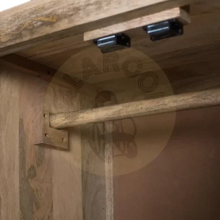 Armario Mysore en madera de mango estilo étnico con 4 puertas 6 estantes barra para colgar y sistema antivuelco vetas naturales 143x45x180cm - Giner y Colomer - 2373GYC - foto-secundaria-4