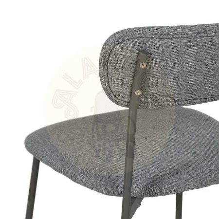 Silla apilable tapizada en tejido gris con estructura metálica 49x47x76cm - Ixia - 612607IX - foto-secundaria-7