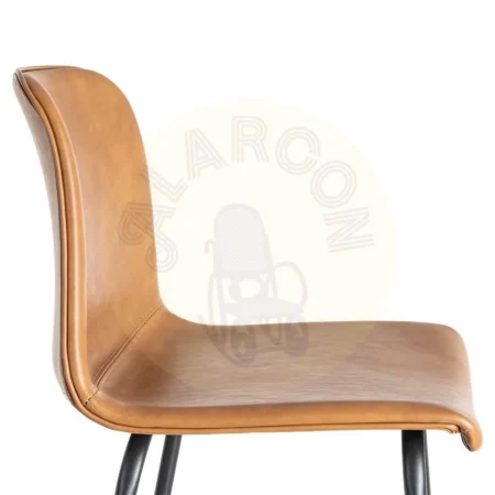 Taburete alto camel tapizado en simil piel con patas metálicas 47x47x103cm - Ixia - 615509IX - foto-secundaria-5