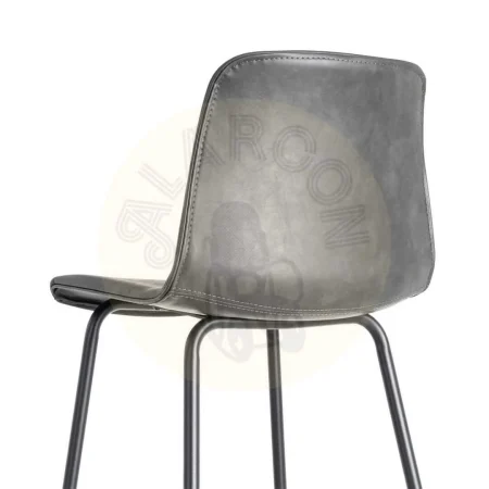 Taburete de bar negro con estructura de polipropileno patas metálicas y asiento tapizado en simil piel 47x47x103cm - Ixia - 615511IX - foto-secundaria-4