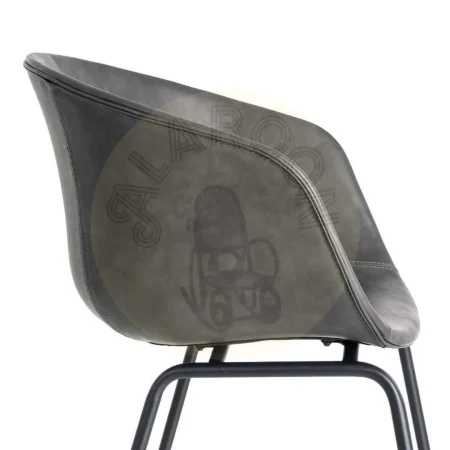 Silla negra en símil piel con patas de metal 59x50.50x81.50cm - Ixia - 615520IX - foto-secundaria-5