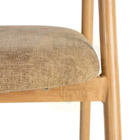 Silla con brazos tapizada en tejido beige con estructura metálica 56x50.50x76cm - Ixia - 616534IX - foto-secundaria-1