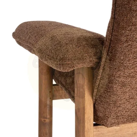 Sillón tapizado marrón con patas de madera y asiento de foam 96x86.50x82.50cm - Ixia - 616939IX - foto-secundaria-2