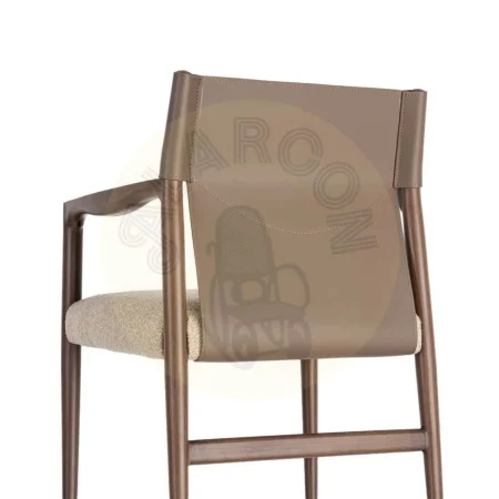 Silla con brazos de metal y respaldo símil piel marrón taupe 50x50x81.50cm - Ixia - 617081IX - foto-secundaria-2