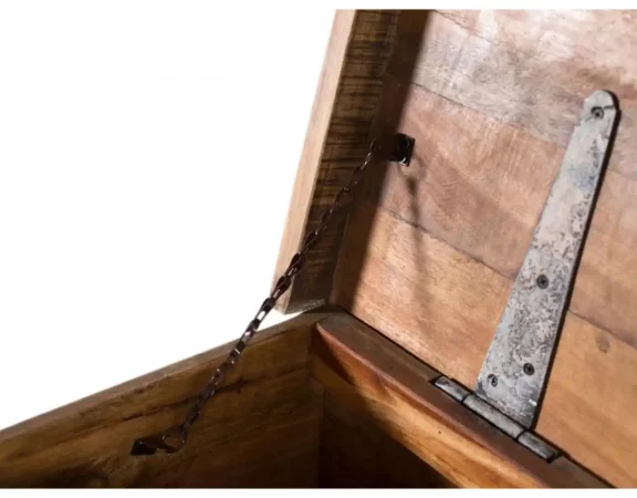 Baúl de madera maciza blanco decapado con cierre decorativo-87x44x53cm-MOVIL (3)