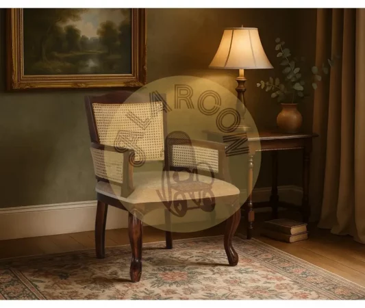 Sillón clásico de madera de acacia con rejilla y asiento tapizado 88x64x60 cm-MOVIL (3)