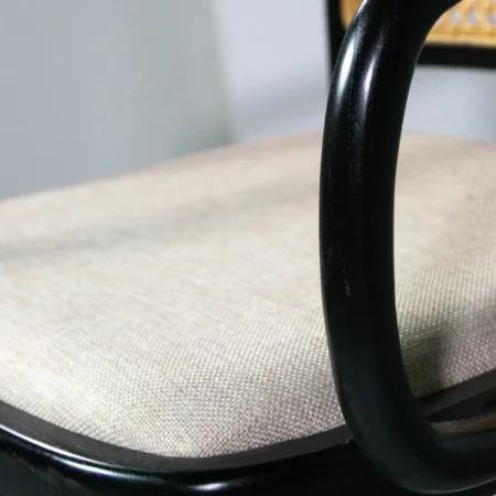 Sillón en Madera de Teka en Color Negro Tapizado 56x59x87 Cm - Moycor (5)